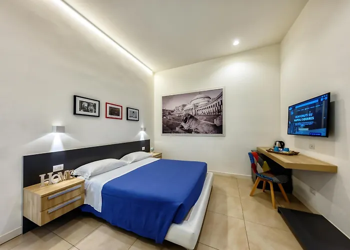 Squares Pensionat Neapel