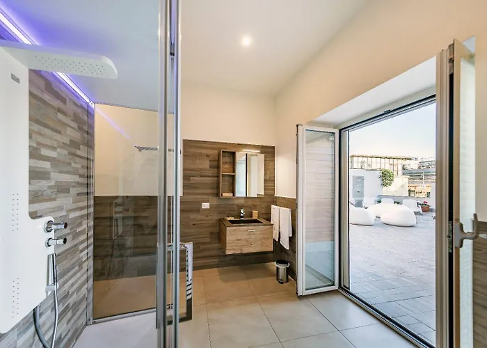 Squares Pensionat 4*
