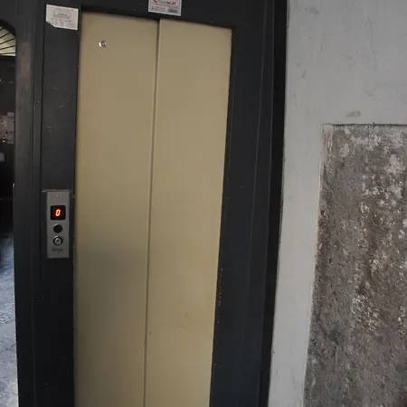 Squares Casa de hóspedes Nápoles