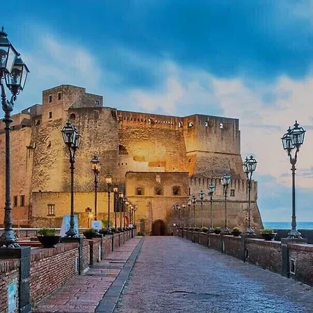 Squares 4* Naples