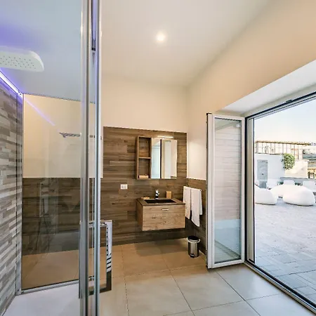 Squares Pensjonat 4*